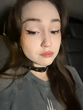 Snapshot of Peachy_Dream chatting on January 2025 10:24:01 PM Peachy Dream online show from January 2025 10:24:01 PM