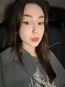 Snapshot of Peachy_Dream chatting on January 2025 09:28:01 PM Peachy Dream online show from January 2025 09:28:01 PM