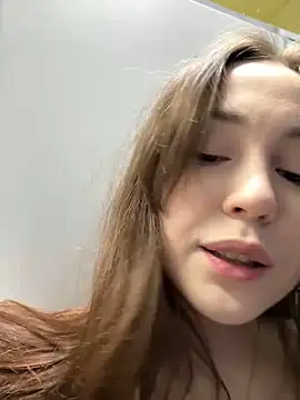 Snapshot of Peachy_Dream chatting on February 2025 08:12:01 PM Peachy Dream online show from February 2025 08:12:01 PM