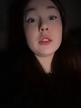 Peachy Dream online show from March 2026 06:24:01 PM