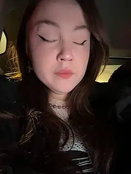 Snapshot of Peachy_Dream chatting on February 2026 08:00:02 PM Peachy Dream online show from February 2026 08:00:02 PM