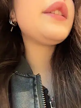 Peachy Dream online show from April 2026 03:39:02 PM