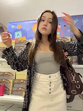 Peachy Dream online show from June 2026 04:27:02 PM