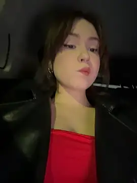 Snapshot of Peachy_Dream chatting on December 2025 07:07:02 PM Peachy Dream online show from December 2025 07:07:02 PM