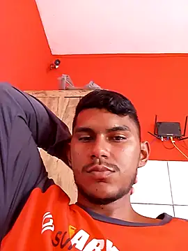 fudedor224 online show from October 2025 01:34:01 PM