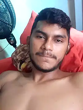 fudedor224 online show from February 2025 07:46:01 PM