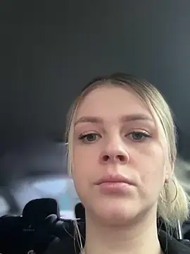 Love Bri online show from December 2025 10:20:01 AM