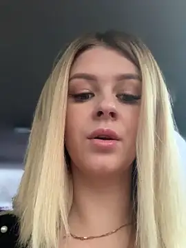 Love Bri online show from December 2025 09:22:02 AM