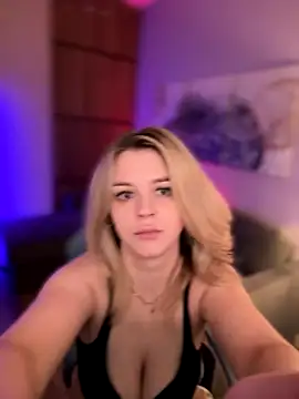 Love Bri online show from October 2025 10:36:02 AM