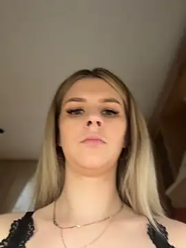 Love Bri online show from March 2026 10:25:02 AM