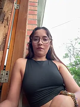 Penelope-Hot online show from April 2026 09:21:01 PM