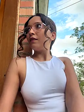 Snapshot of Penelope-Hot chatting on November 2025 09:14:01 PM Penelope-Hot online show from November 2025 09:14:01 PM