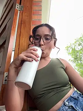 Snapshot of Penelope-Hot chatting on June 2026 08:20:02 PM Penelope-Hot online show from June 2026 08:20:02 PM