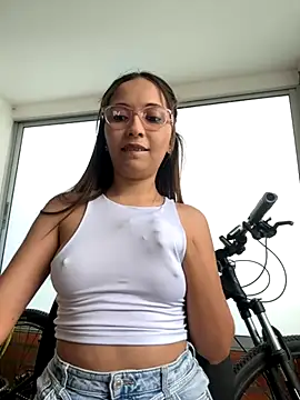 Snapshot of Penelope-Hot chatting on September 2025 09:10:02 PM Penelope-Hot online show from September 2025 09:10:02 PM