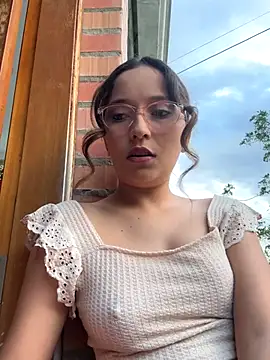 Snapshot of Penelope-Hot chatting on November 2025 09:08:01 PM Penelope-Hot online show from November 2025 09:08:01 PM