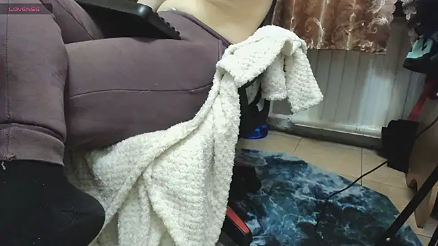 Snapshot of Queen_Sport chatting on December 2025 05:39:02 AM Queen Sport online show from December 2025 05:39:02 AM