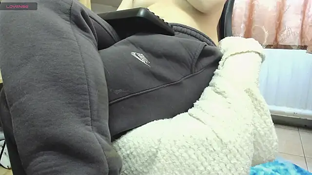 Snapshot of Queen_Sport chatting on November 2025 07:25:02 AM Queen Sport online show from November 2025 07:25:02 AM