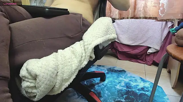 Snapshot of Queen_Sport chatting on November 2025 09:36:01 AM Queen Sport online show from November 2025 09:36:01 AM