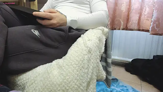 Snapshot of Queen_Sport chatting on November 2025 09:24:02 AM Queen Sport online show from November 2025 09:24:02 AM