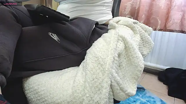 Snapshot of Queen_Sport chatting on November 2025 07:40:01 AM Queen Sport online show from November 2025 07:40:01 AM