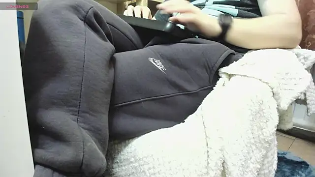 Snapshot of Queen_Sport chatting on December 2025 06:14:02 AM Queen Sport online show from December 2025 06:14:02 AM