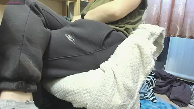 Snapshot of Queen_Sport chatting on December 2025 08:09:02 AM Queen Sport online show from December 2025 08:09:02 AM