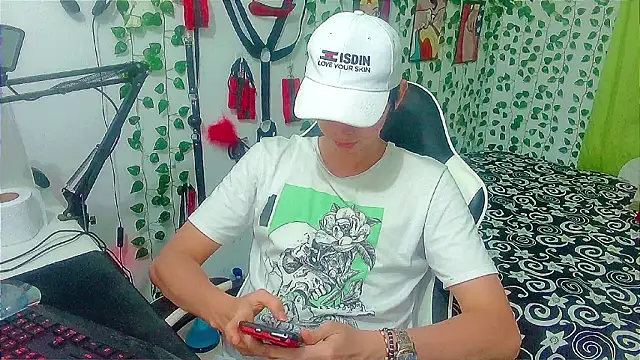 Andy gray online show from February 2026 12:00:01 AM