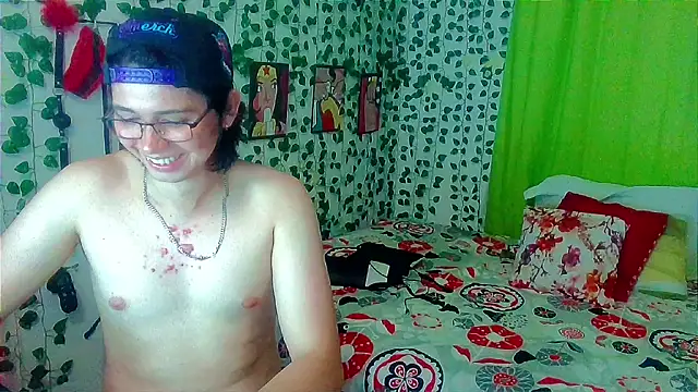 Snapshot of Andy_gray chatting on June 2026 04:33:01 AM Andy gray online show from June 2026 04:33:01 AM