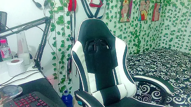 Andy gray online show from February 2026 01:02:01 PM