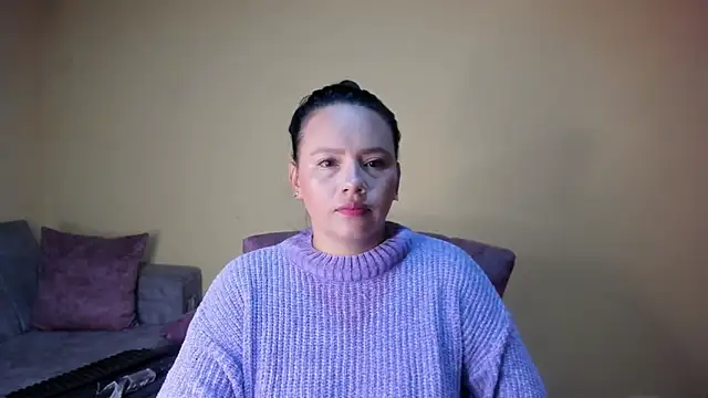 lauraguzman online show from March 2026 02:44:02 AM