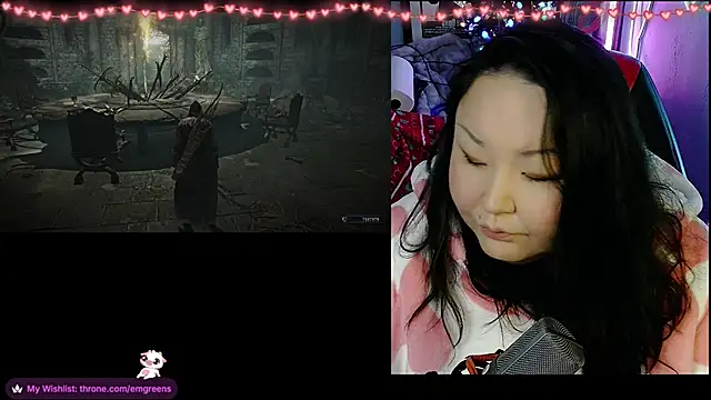 Snapshot of EmGreens chatting on February 2026 04:33:01 AM EmGreens online show from February 2026 04:33:01 AM