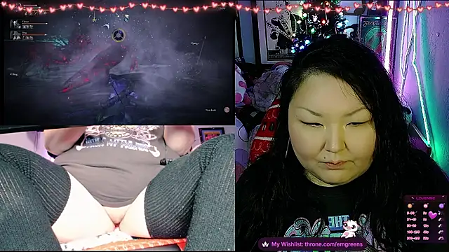 Snapshot of EmGreens chatting on February 2026 04:20:01 AM EmGreens online show from February 2026 04:20:01 AM