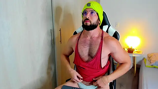 dafboy1 online show from February 2026 01:14:02 AM