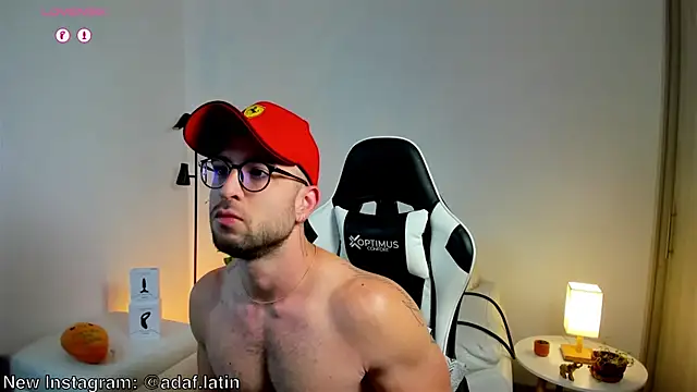 dafboy1 online show from April 2026 01:37:02 PM