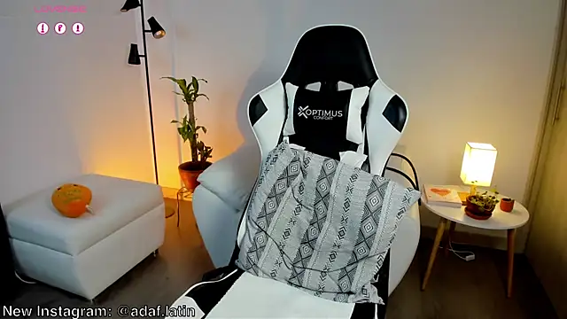 dafboy1 online show from April 2026 03:49:01 PM