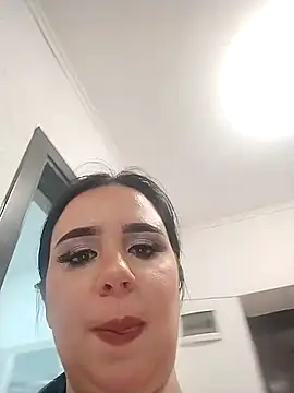 AdelinaJude online show from March 2026 07:04:02 PM