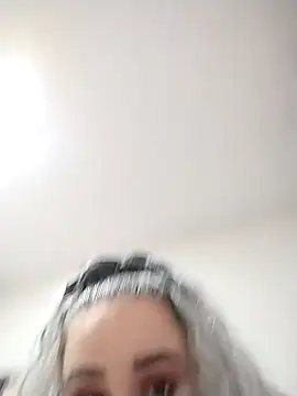 AdelinaJude online show from February 2026 08:52:02 PM