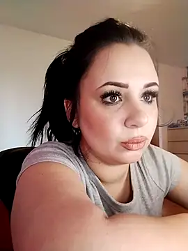 Snapshot of AdelinaJude chatting on March 2025 12:38:02 PM AdelinaJude online show from March 2025 12:38:02 PM