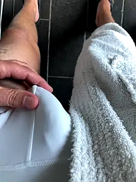 tomlolala online show from September 2025 06:29:02 AM