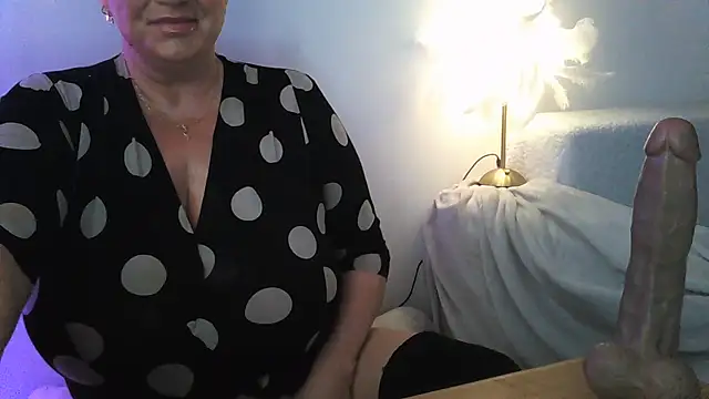 hotsierra4u online show from July 2026 11:05:02 AM