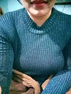 Snapshot of Afsana_Mim chatting on January 2025 07:20:01 PM Afsana Mim online show from January 2025 07:20:01 PM