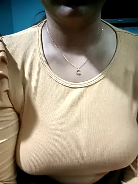 Snapshot of Afsana_Mim chatting on January 2025 06:43:02 PM Afsana Mim online show from January 2025 06:43:02 PM