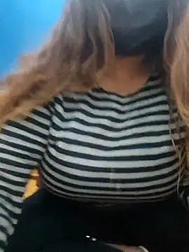 Ruchikalive online show from January 2026 02:02:01 PM