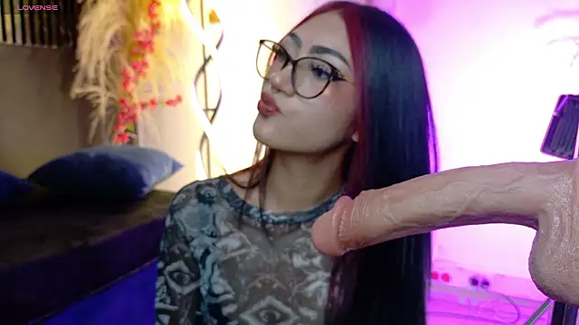 miluv19 online show from February 2026 07:24:01 PM