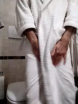 Frabox65 online show from February 2026 05:48:02 AM