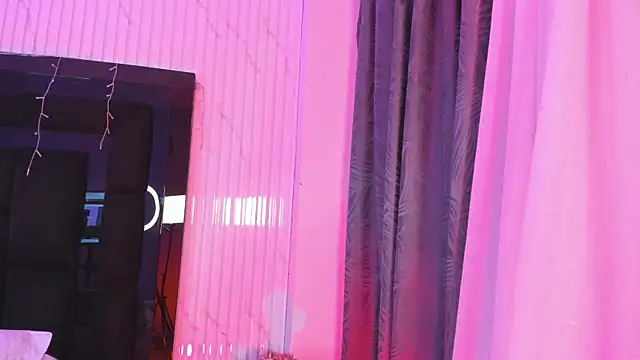 ailynBlaze online show from April 2026 08:54:01 AM