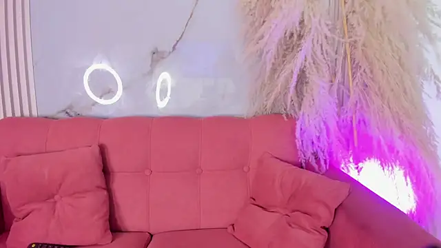 ailynBlaze online show from September 2025 05:51:01 AM