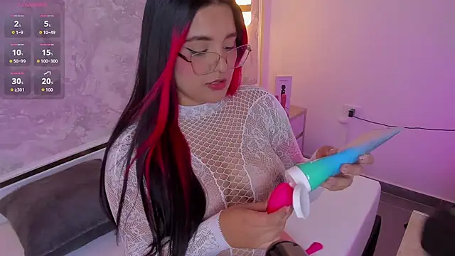 victoria18x online show from September 2025 07:17:02 PM