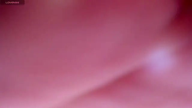 Tinylottie online show from May 2026 07:14:01 PM