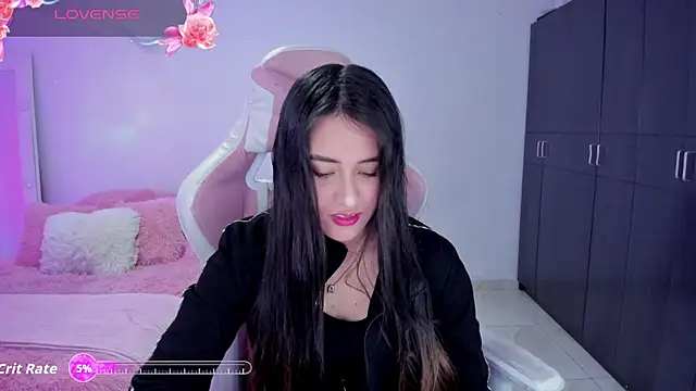 Tinylottie online show from December 2025 02:10:02 PM